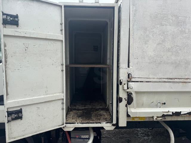 Mitsubishi Fuso FUSO CANTER 35C13 BENNE - Tipper van: picture 5 Mitsubishi Fuso FUSO CANTER 35C13 BENNE - Tipper van: picture 5