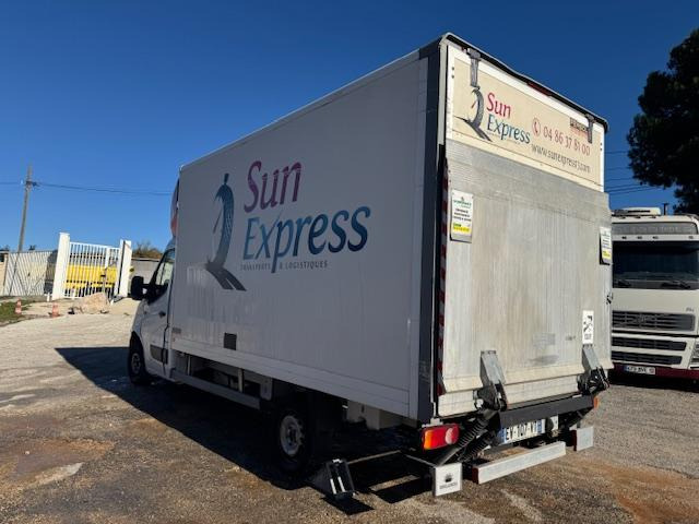 Renault MASTER DCI 145 CAISSE HAYON - Closed box van: picture 3 Renault MASTER DCI 145 CAISSE HAYON - Closed box van: picture 3