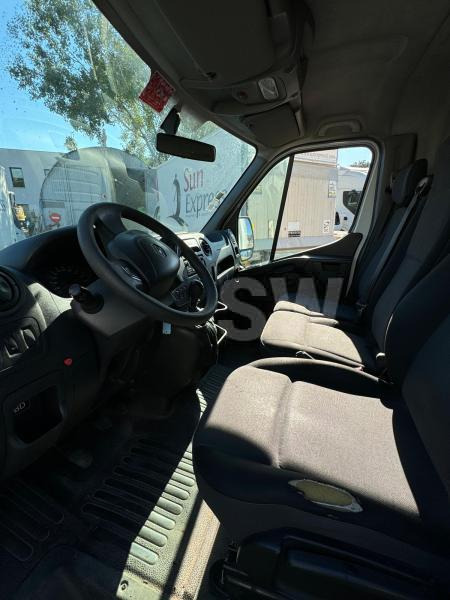 Renault Master DCI 145 - Closed box van: picture 5 Renault Master DCI 145 - Closed box van: picture 5