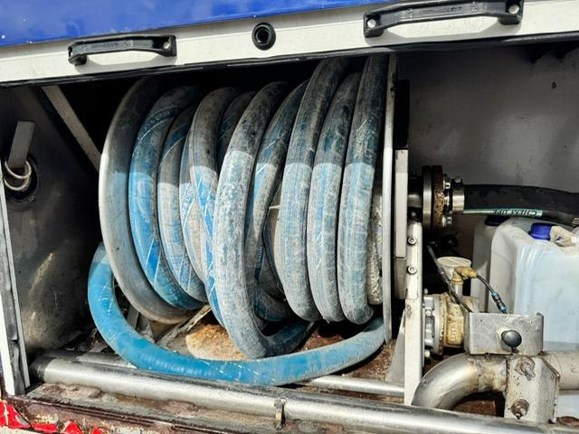 DAF XF 480 + CITERNE FRUEHAUF ADBLUE 23500 L - Tractor unit, Tanker semi-trailer: picture 5 DAF XF 480 + CITERNE FRUEHAUF ADBLUE 23500 L - Tractor unit, Tanker semi-trailer: picture 5