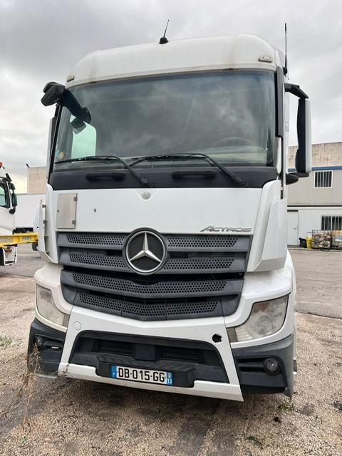 Mercedes ACTROS 1845 - Tractor unit: picture 3 Mercedes ACTROS 1845 - Tractor unit: picture 3
