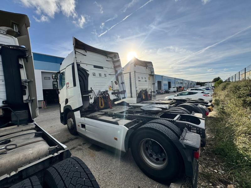 Renault T 460 - Tractor unit: picture 5 Renault T 460 - Tractor unit: picture 5