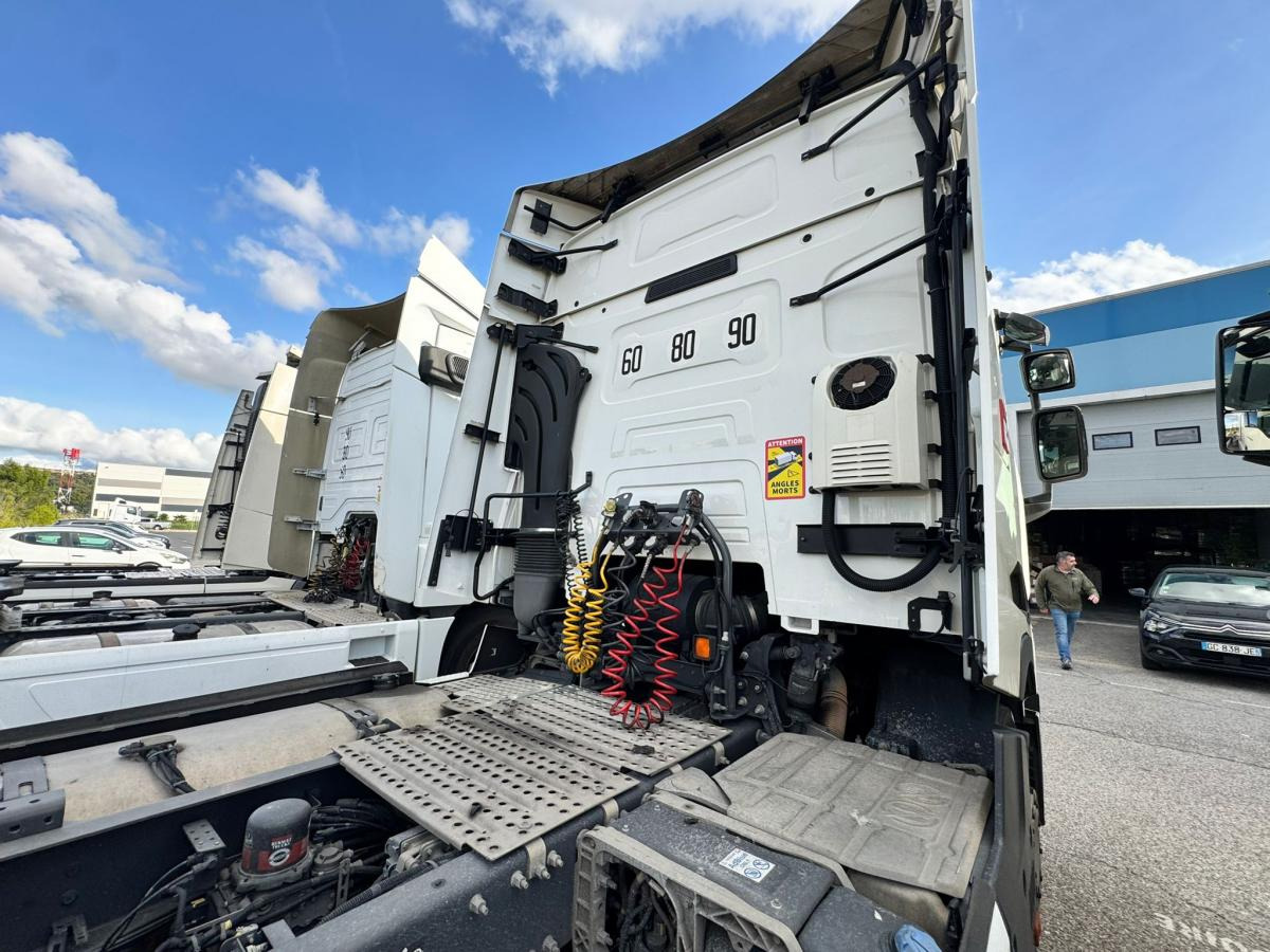 Renault T 460 - Tractor unit: picture 4 Renault T 460 - Tractor unit: picture 4