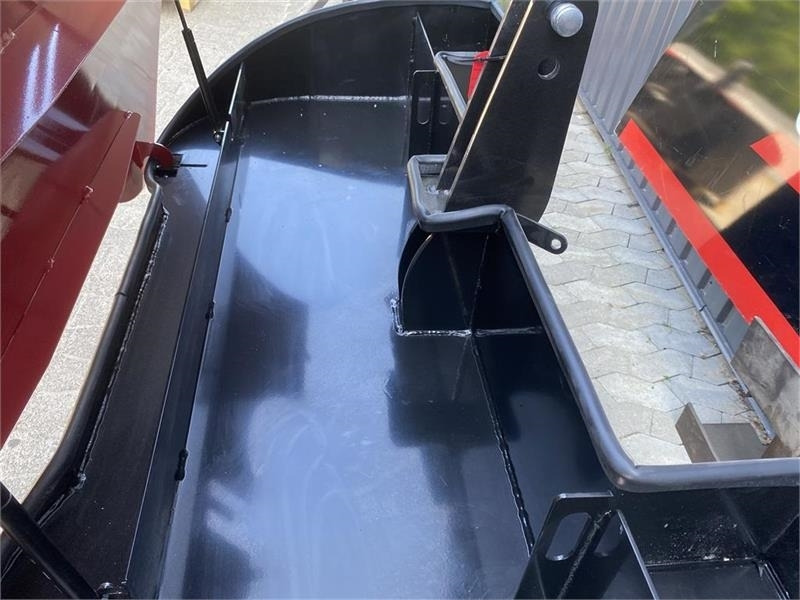 Case IH Frontvægtklods 1500 kg - Counterweight: picture 2 Case IH Frontvægtklods 1500 kg - Counterweight: picture 2