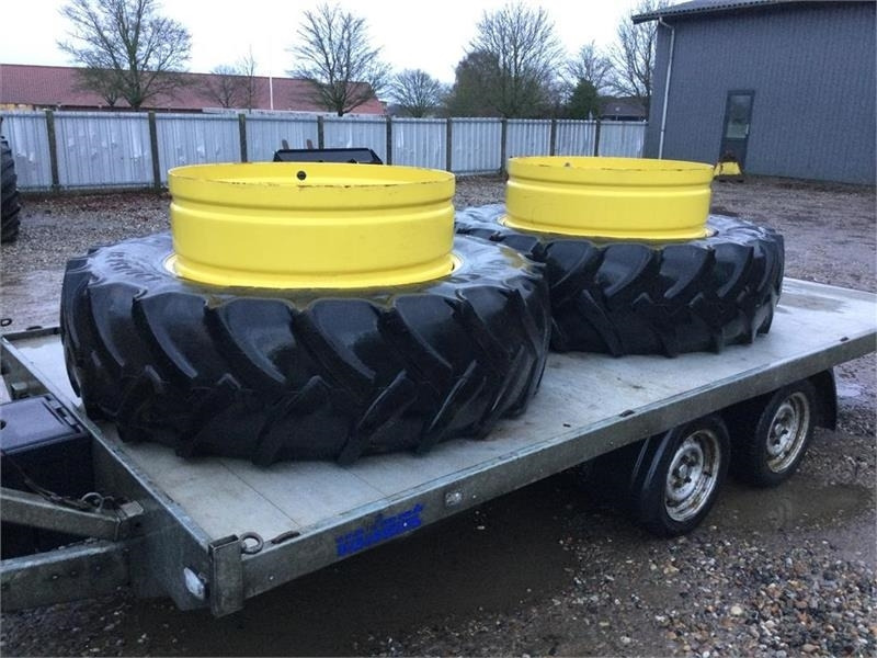 Continental 420/85 R38 - Tire for Agricultural machinery: picture 1 Continental 420/85 R38 - Tire for Agricultural machinery: picture 1