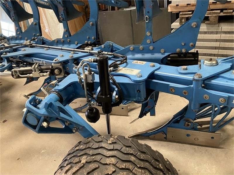 Lemken JUVEL 8VT 5L 100  - Plough: picture 4 Lemken JUVEL 8VT 5L 100  - Plough: picture 4