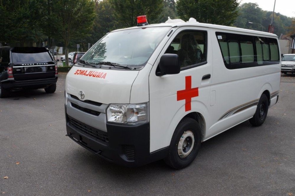 Toyota Hiace STANDARD ROOF ambulance 2.5L Diesel Manual - Minibus, People carrier: picture 1 Toyota Hiace STANDARD ROOF ambulance 2.5L Diesel Manual - Minibus, People carrier: picture 1