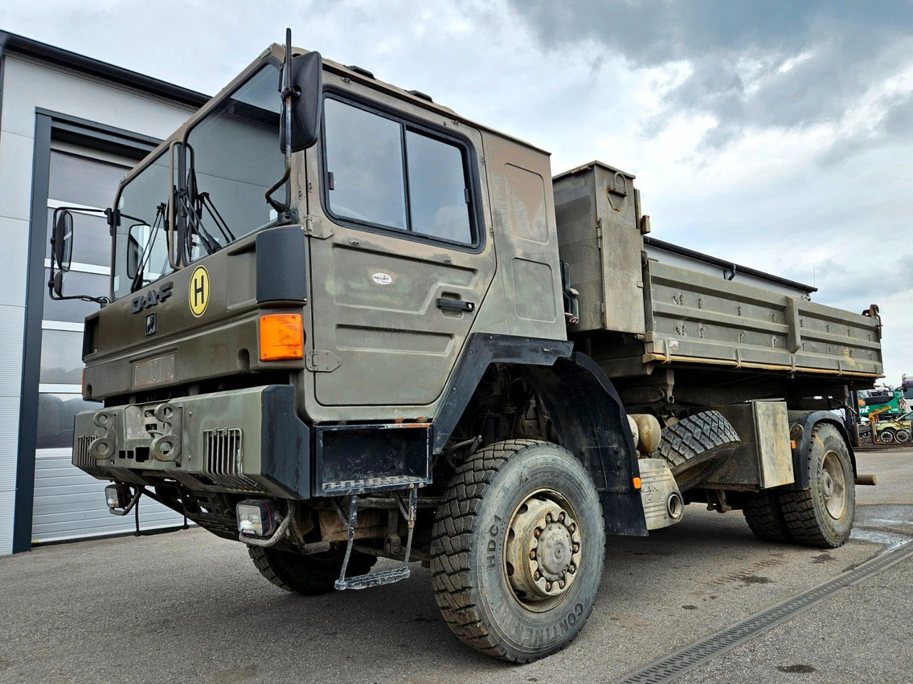 MAN 19.403 FALX 4x4 Meiller Kipper Intarder X65 HX60 - Tipper: picture 1 MAN 19.403 FALX 4x4 Meiller Kipper Intarder X65 HX60 - Tipper: picture 1
