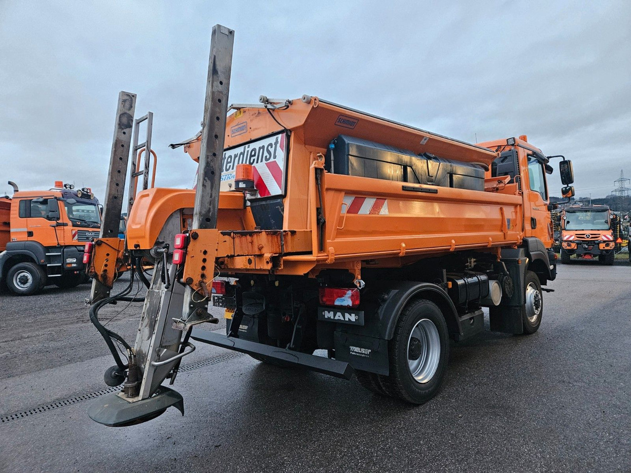 MAN TGM 13.250 4x4 Euro5 Winterdienst - Tipper: picture 2 MAN TGM 13.250 4x4 Euro5 Winterdienst - Tipper: picture 2