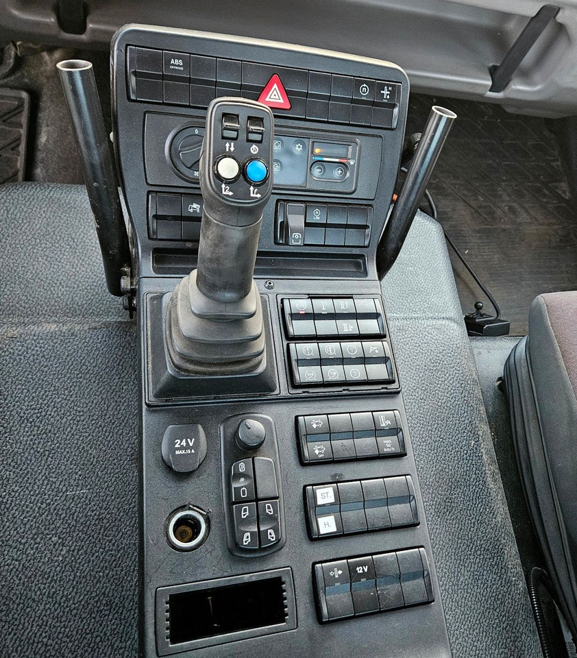 Tipper Unimog U427 UGE Euro6 VarioPilot Hydrostat: picture 11 Tipper Unimog U427 UGE Euro6 VarioPilot Hydrostat: picture 11