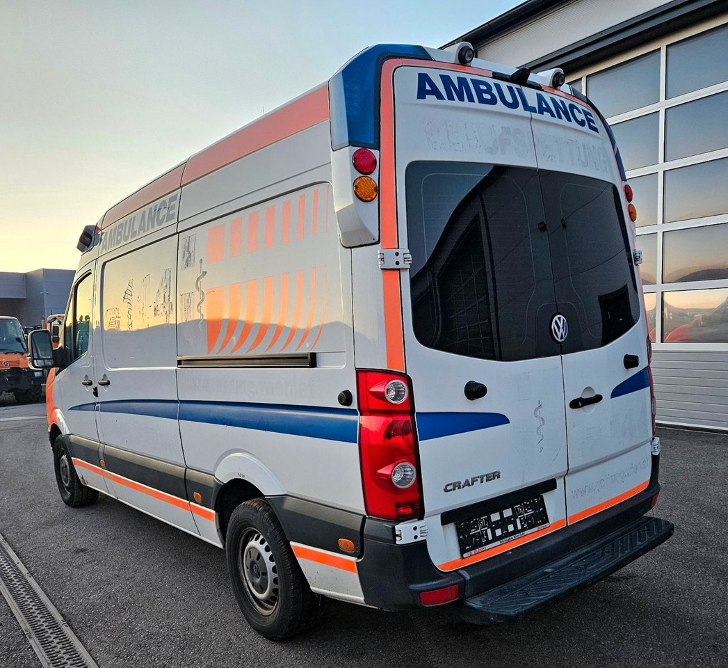 Volkswagen CRAFTER TDI Ambulance RTW L2H2 DLOUHY - Ambulance: picture 3 Volkswagen CRAFTER TDI Ambulance RTW L2H2 DLOUHY - Ambulance: picture 3