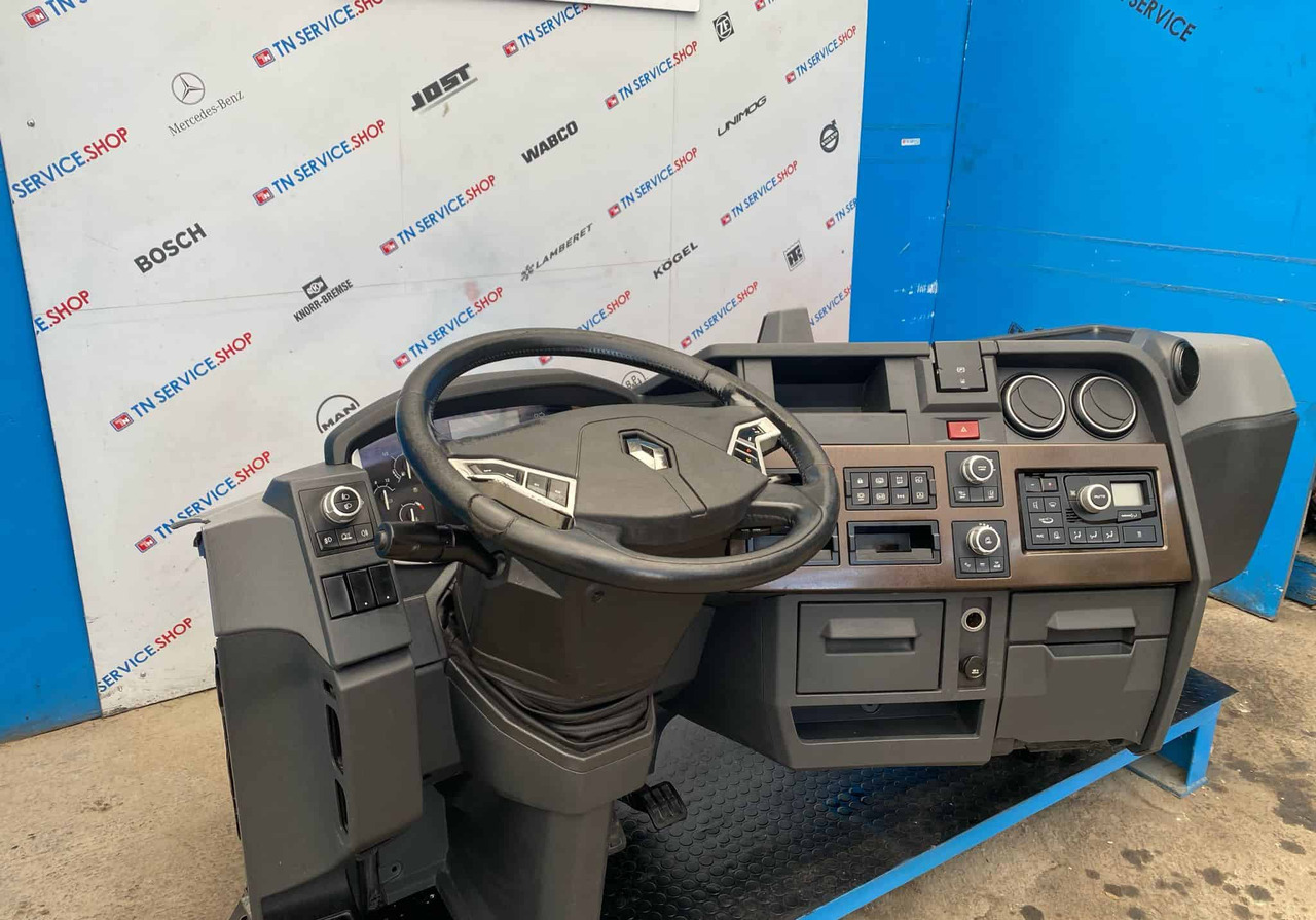 Cruscotto Renault T520 - Cab and interior: picture 4 Cruscotto Renault T520 - Cab and interior: picture 4