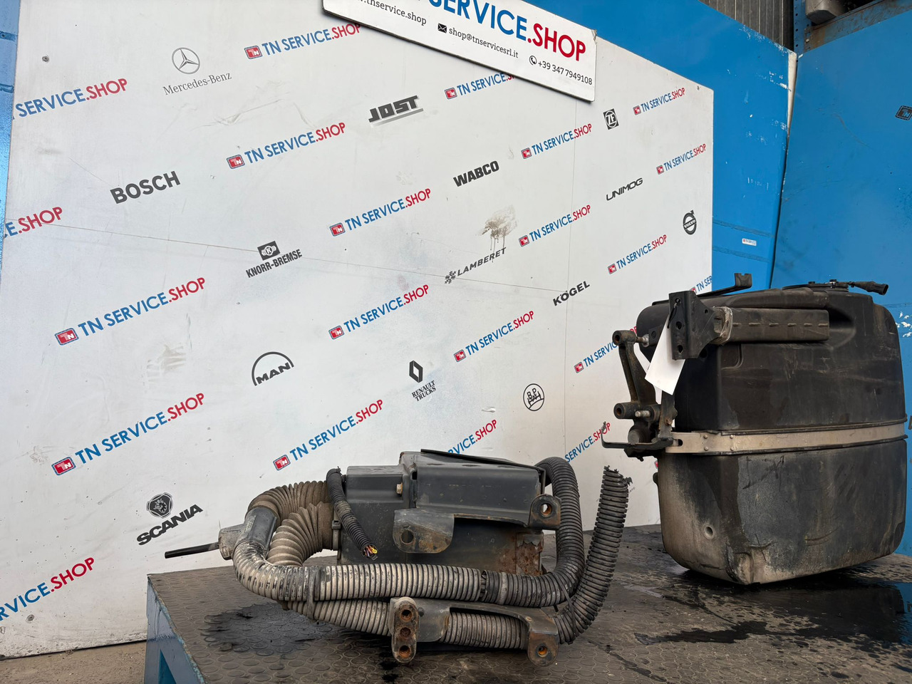 Serbatoio Adblue Iveco - AdBlue tank for Commercial vehicle: picture 3 Serbatoio Adblue Iveco - AdBlue tank for Commercial vehicle: picture 3