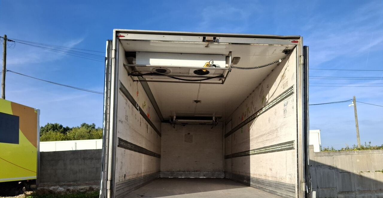 Renault MT 180.12 - Refrigerated truck: picture 5 Renault MT 180.12 - Refrigerated truck: picture 5