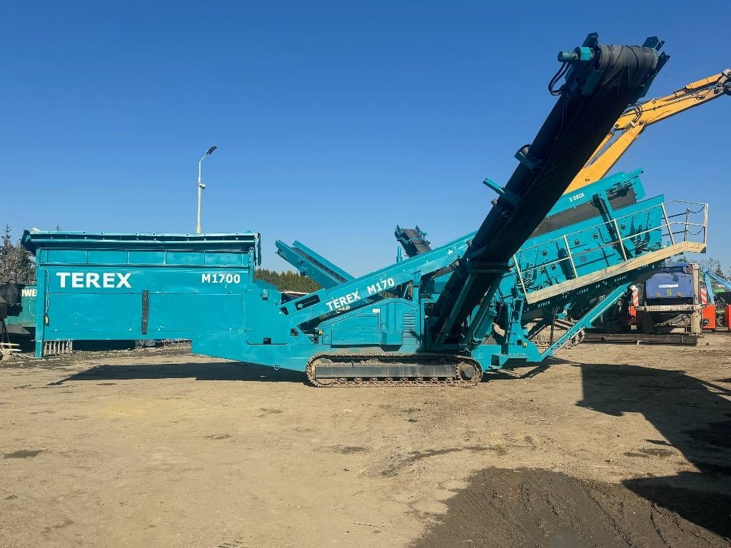 Terex M 1700-3 Powerscreen Chieftain 1700 Rinser - Screener: picture 2 Terex M 1700-3 Powerscreen Chieftain 1700 Rinser - Screener: picture 2