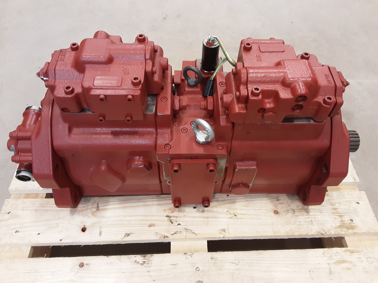 Hyundai 31Q8-10015 - Hydraulic pump for Crawler excavator: picture 3 Hyundai 31Q8-10015 - Hydraulic pump for Crawler excavator: picture 3