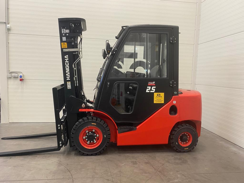 HC CPCD25-XW97F - Diesel forklift: picture 2 HC CPCD25-XW97F - Diesel forklift: picture 2