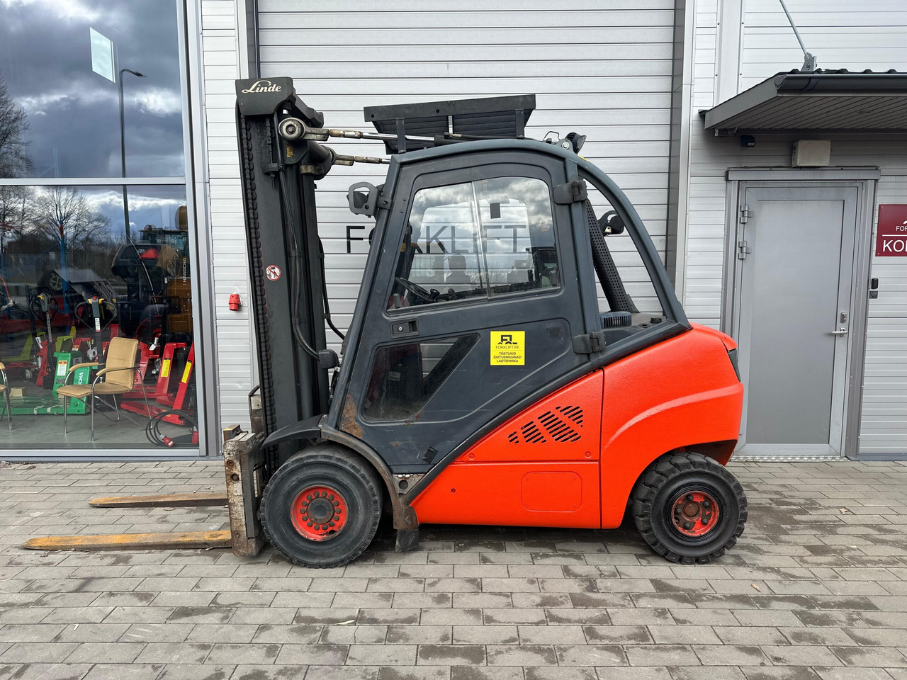 Linde H30D-01 - Diesel forklift: picture 5 Linde H30D-01 - Diesel forklift: picture 5