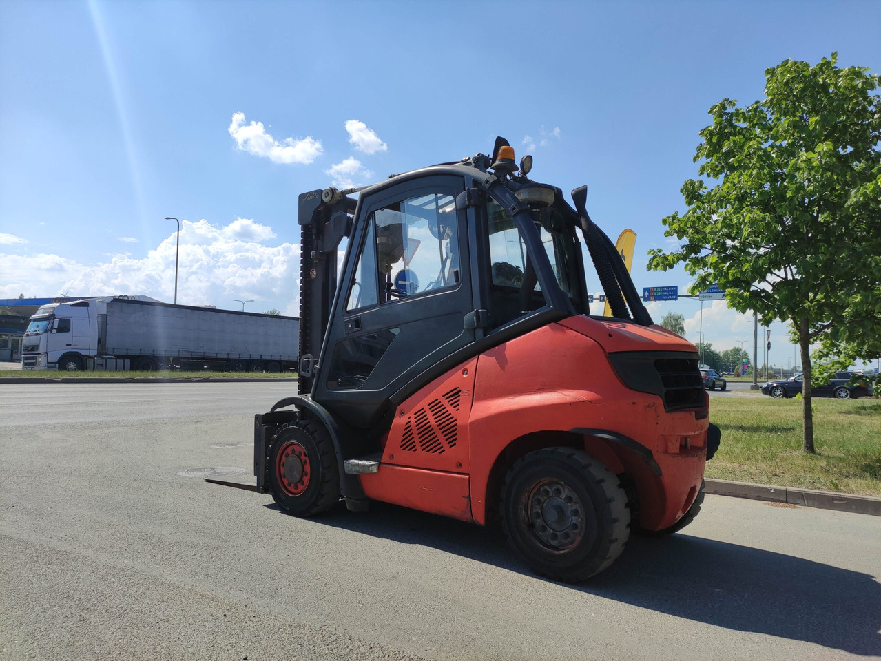 Linde H40D-01 - Diesel forklift: picture 3 Linde H40D-01 - Diesel forklift: picture 3
