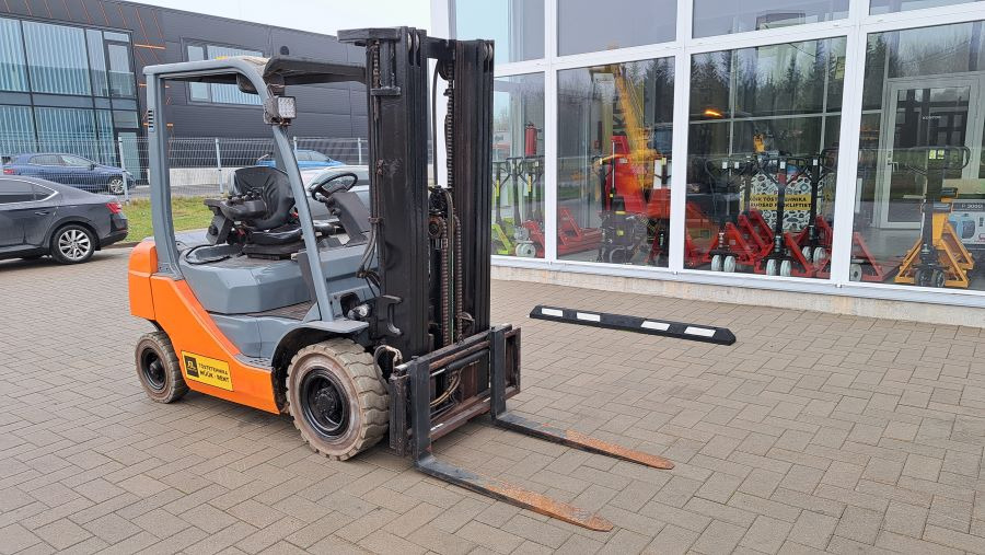 Diesel forklift Toyota 02-8FDF20: picture 7