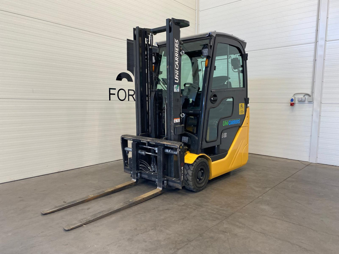 Unicarriers A2N1L16Q - Electric forklift: picture 1 Unicarriers A2N1L16Q - Electric forklift: picture 1