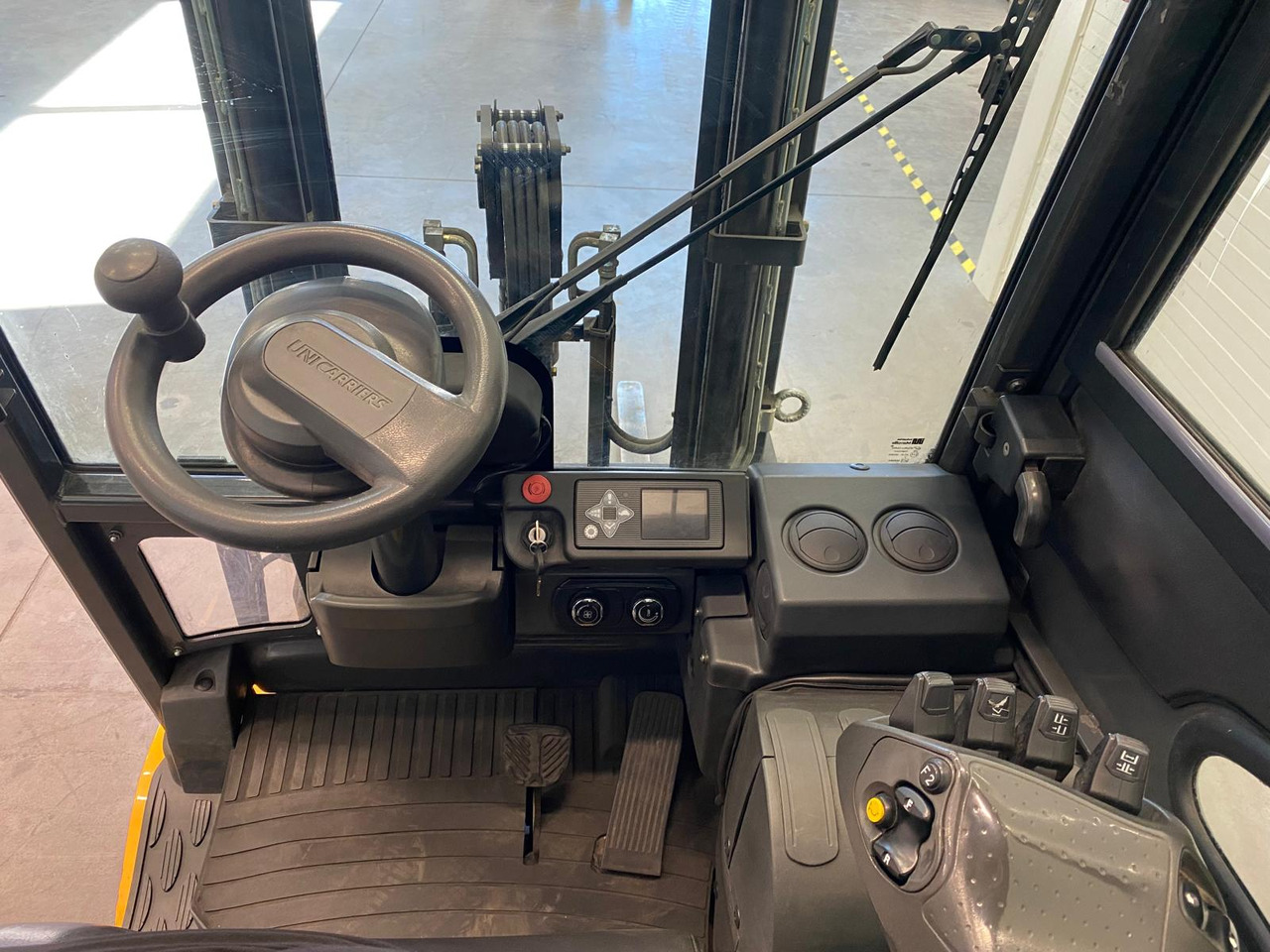 Electric forklift Unicarriers A2N1L16Q: picture 8 Electric forklift Unicarriers A2N1L16Q: picture 8