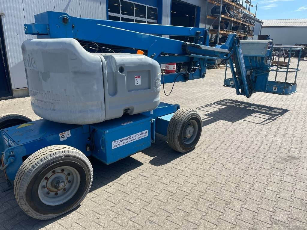 Genie Z 45/25 - Articulated boom lift: picture 3 Genie Z 45/25 - Articulated boom lift: picture 3
