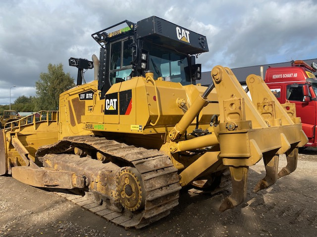 CATERPILLAR D7E - Bulldozer: picture 2 CATERPILLAR D7E - Bulldozer: picture 2