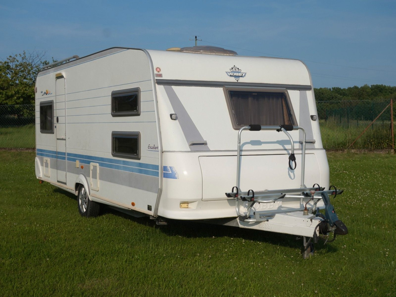 Hobby 540 Excellent Easy, Pallanden, 6 Liegen, Vorzelt - Caravan: picture 2 Hobby 540 Excellent Easy, Pallanden, 6 Liegen, Vorzelt - Caravan: picture 2