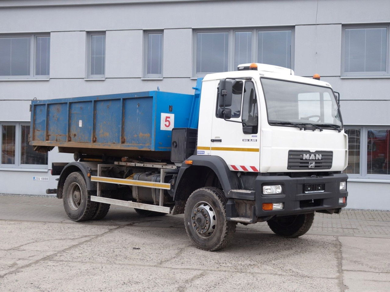 MAN 18.220 4x4 Neue Aufbau 2023 TOP 18.220 4x4 Neue Aufbau 2023 TOP - Container transporter/ Swap body truck, Crane truck: picture 3 MAN 18.220 4x4 Neue Aufbau 2023 TOP 18.220 4x4 Neue Aufbau 2023 TOP - Container transporter/ Swap body truck, Crane truck: picture 3