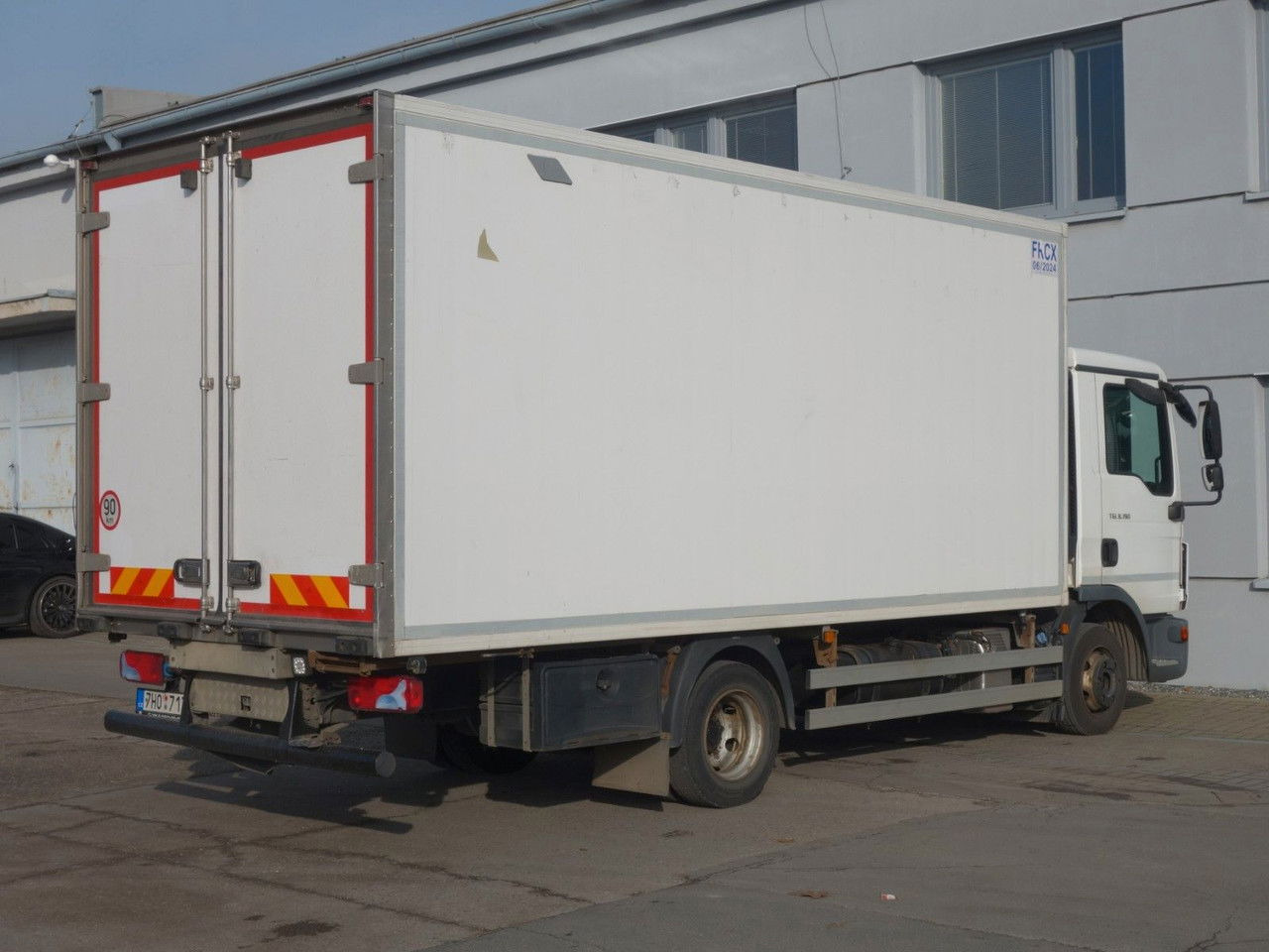 MAN 8.190 ThermoKing V800MAX, 2 Kammern - Refrigerated truck: picture 5 MAN 8.190 ThermoKing V800MAX, 2 Kammern - Refrigerated truck: picture 5