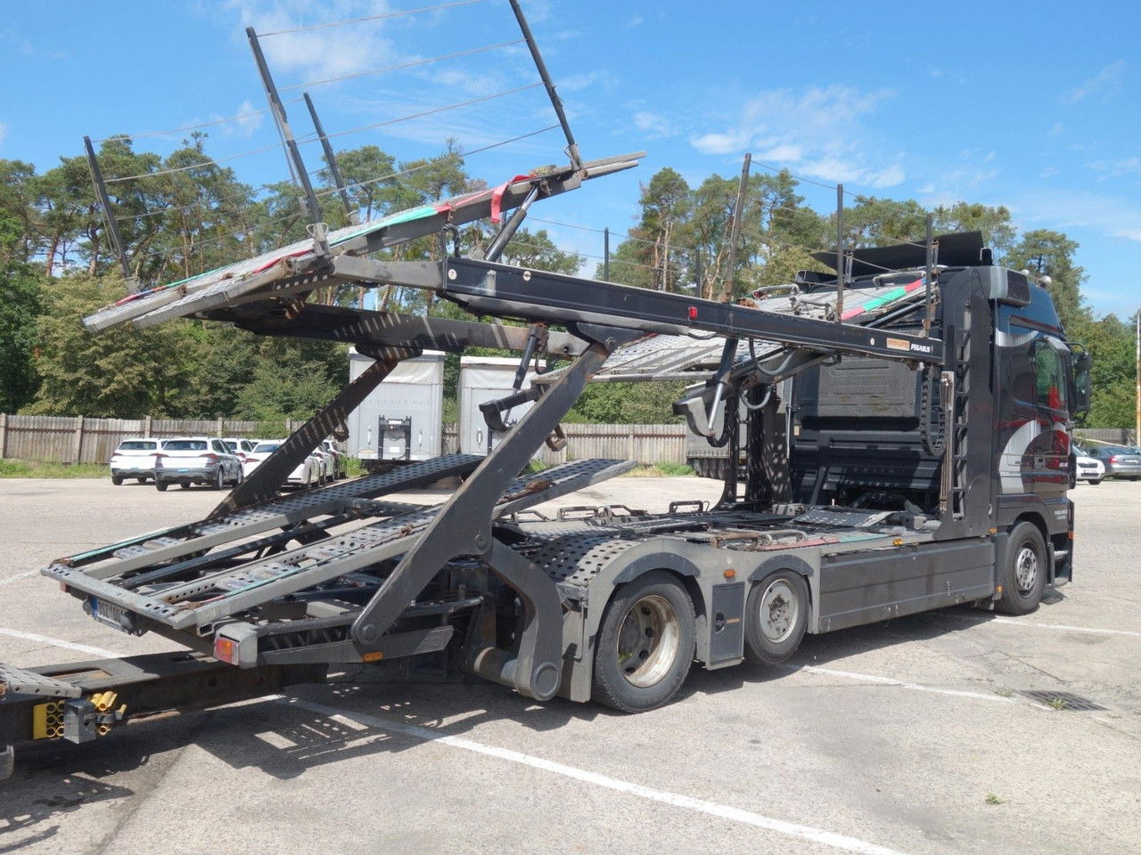 Car transporter truck Mercedes-Benz Actros 2446 mit Rolfo für 10 PKW, Retarder: picture 6 Car transporter truck Mercedes-Benz Actros 2446 mit Rolfo für 10 PKW, Retarder: picture 6