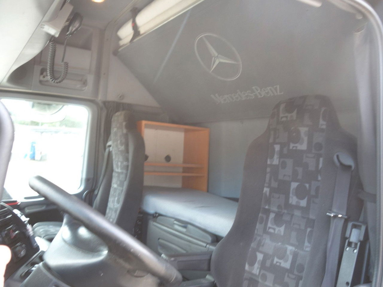 Car transporter truck Mercedes-Benz Actros 2446 mit Rolfo für 10 PKW, Retarder: picture 20 Car transporter truck Mercedes-Benz Actros 2446 mit Rolfo für 10 PKW, Retarder: picture 20