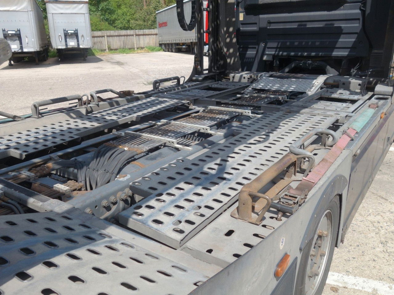 Car transporter truck Mercedes-Benz Actros 2446 mit Rolfo für 10 PKW, Retarder: picture 13 Car transporter truck Mercedes-Benz Actros 2446 mit Rolfo für 10 PKW, Retarder: picture 13