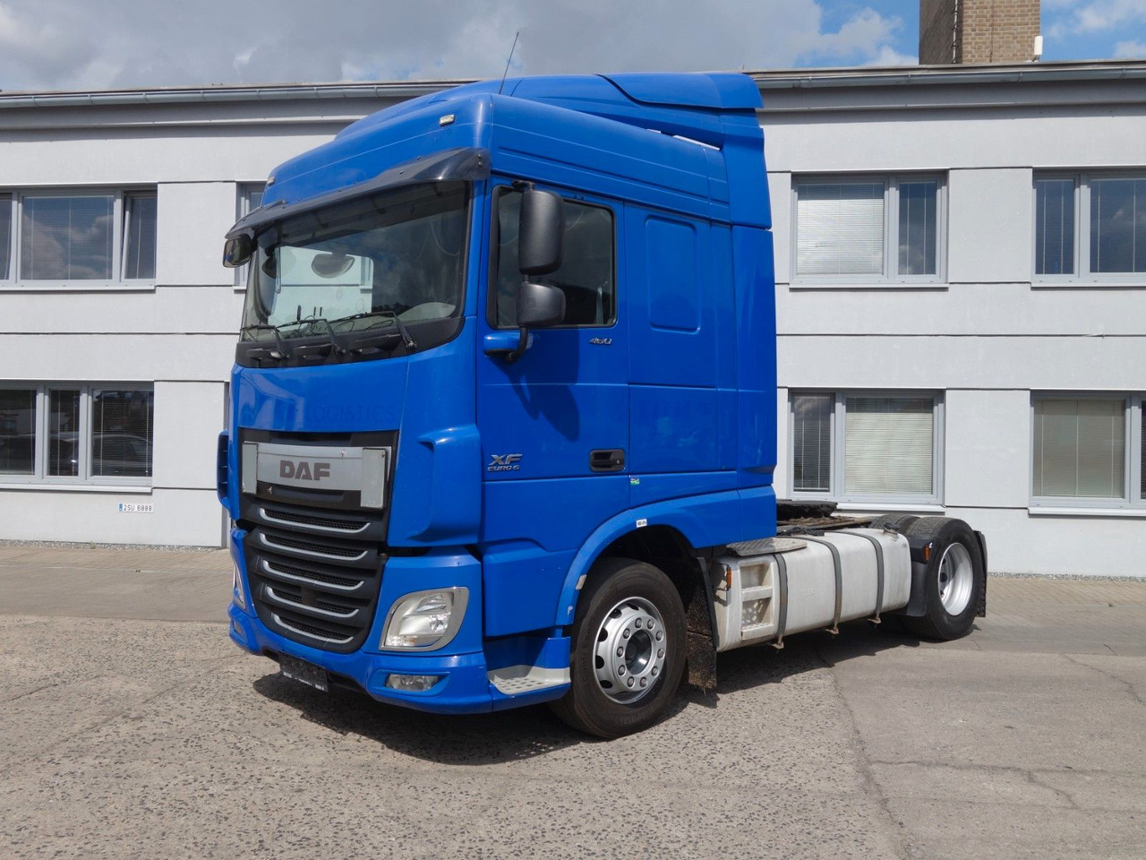 DAF XF 460 SC Standard - Tractor unit: picture 2 DAF XF 460 SC Standard - Tractor unit: picture 2