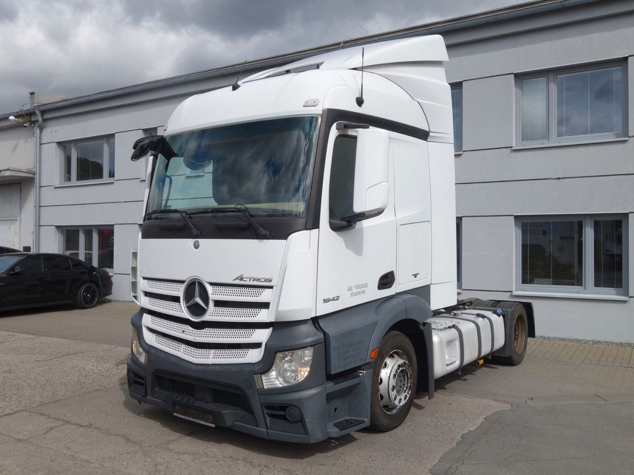 Mercedes-Benz Actros 1842 Lsnrl - Tractor unit: picture 1 Mercedes-Benz Actros 1842 Lsnrl - Tractor unit: picture 1