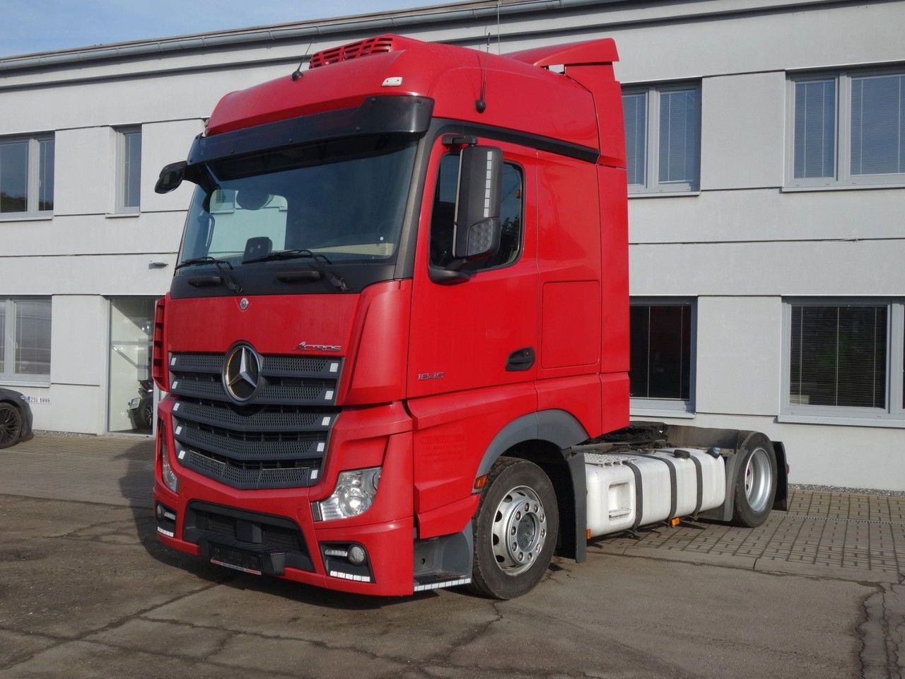 Mercedes-Benz Actros 1845 Lsnrl, Lowdeck, Standklima, 2 Stk. - Tractor unit: picture 2 Mercedes-Benz Actros 1845 Lsnrl, Lowdeck, Standklima, 2 Stk. - Tractor unit: picture 2
