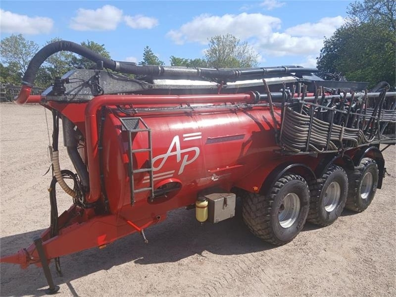AP GV 25 m. 24 meter AP slangebom - Slurry tanker: picture 1 AP GV 25 m. 24 meter AP slangebom - Slurry tanker: picture 1