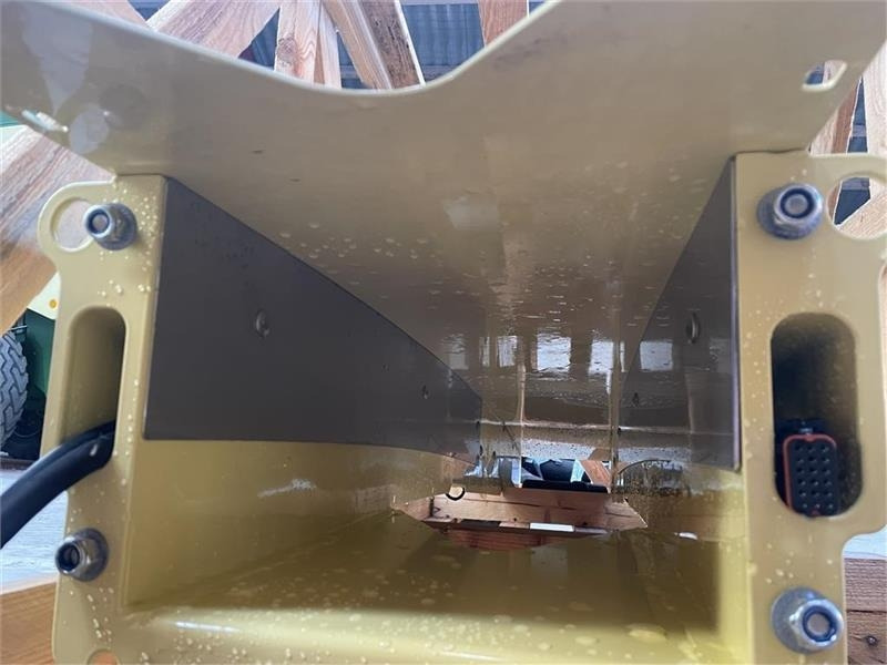 Krone BIG X - Forage harvester attachment: picture 4 Krone BIG X - Forage harvester attachment: picture 4