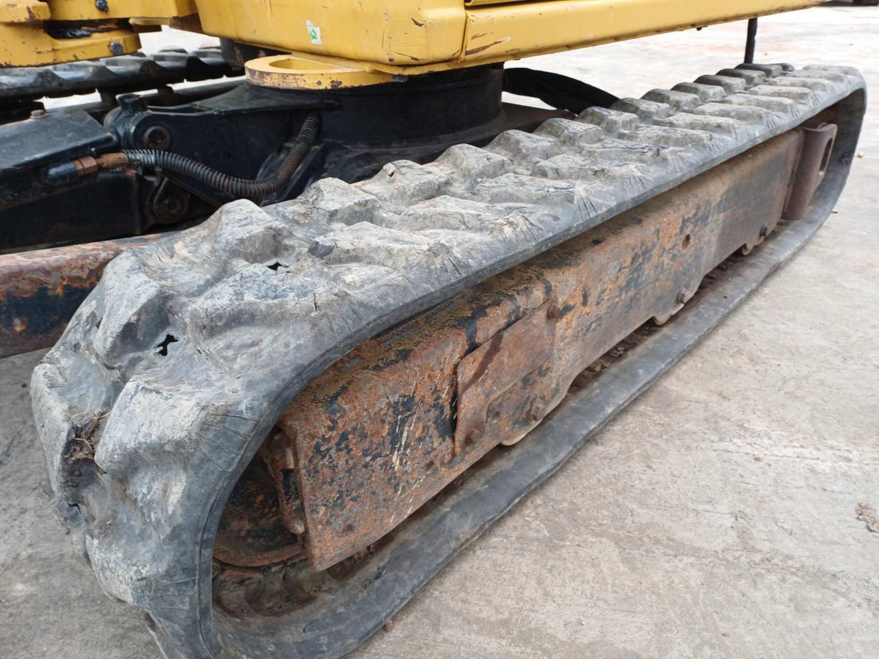 Leasing of CAT 301.8-05 CAT 301.8-05: picture 15