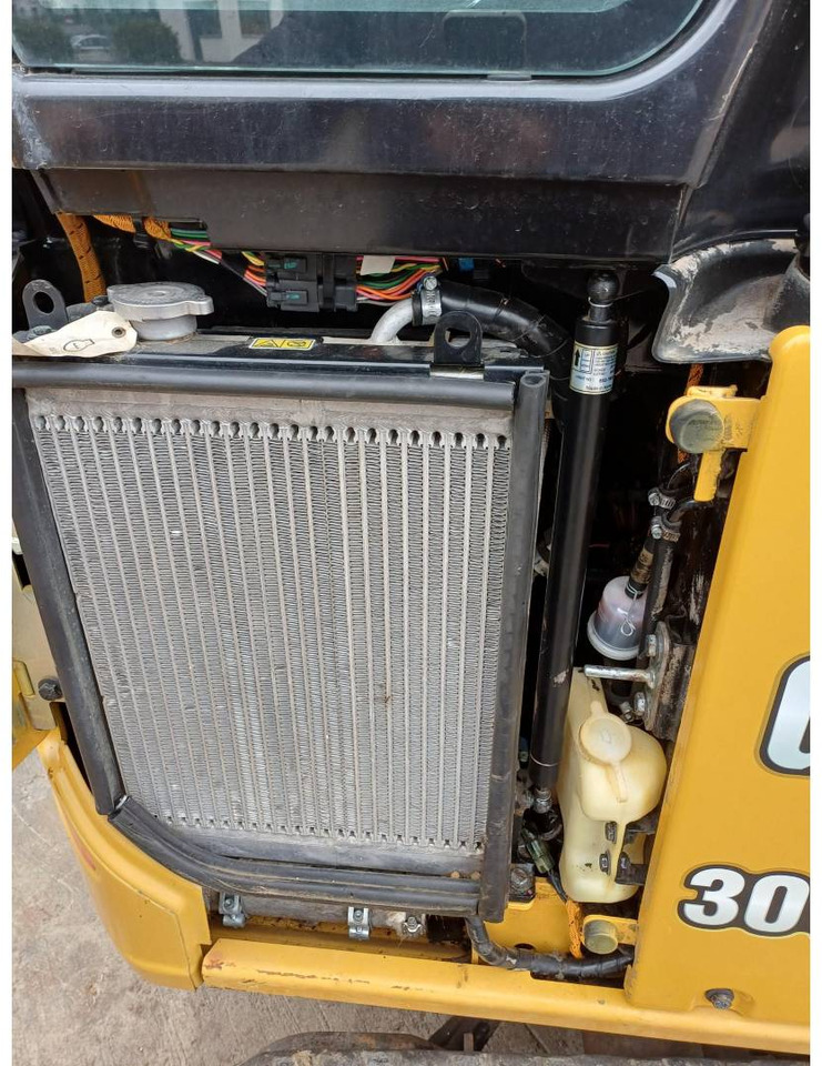 Leasing of CAT 301.8-05 CAT 301.8-05: picture 19