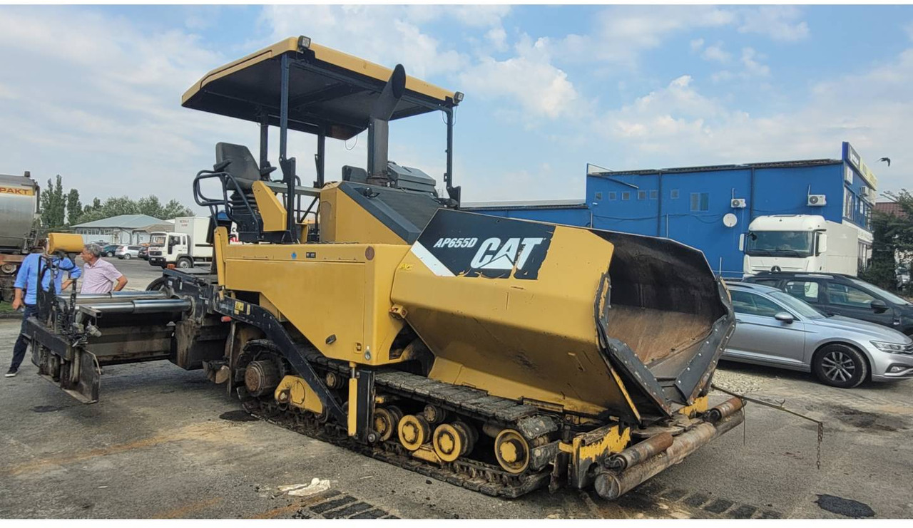 CAT AP-655D - Asphalt paver: picture 2 CAT AP-655D - Asphalt paver: picture 2