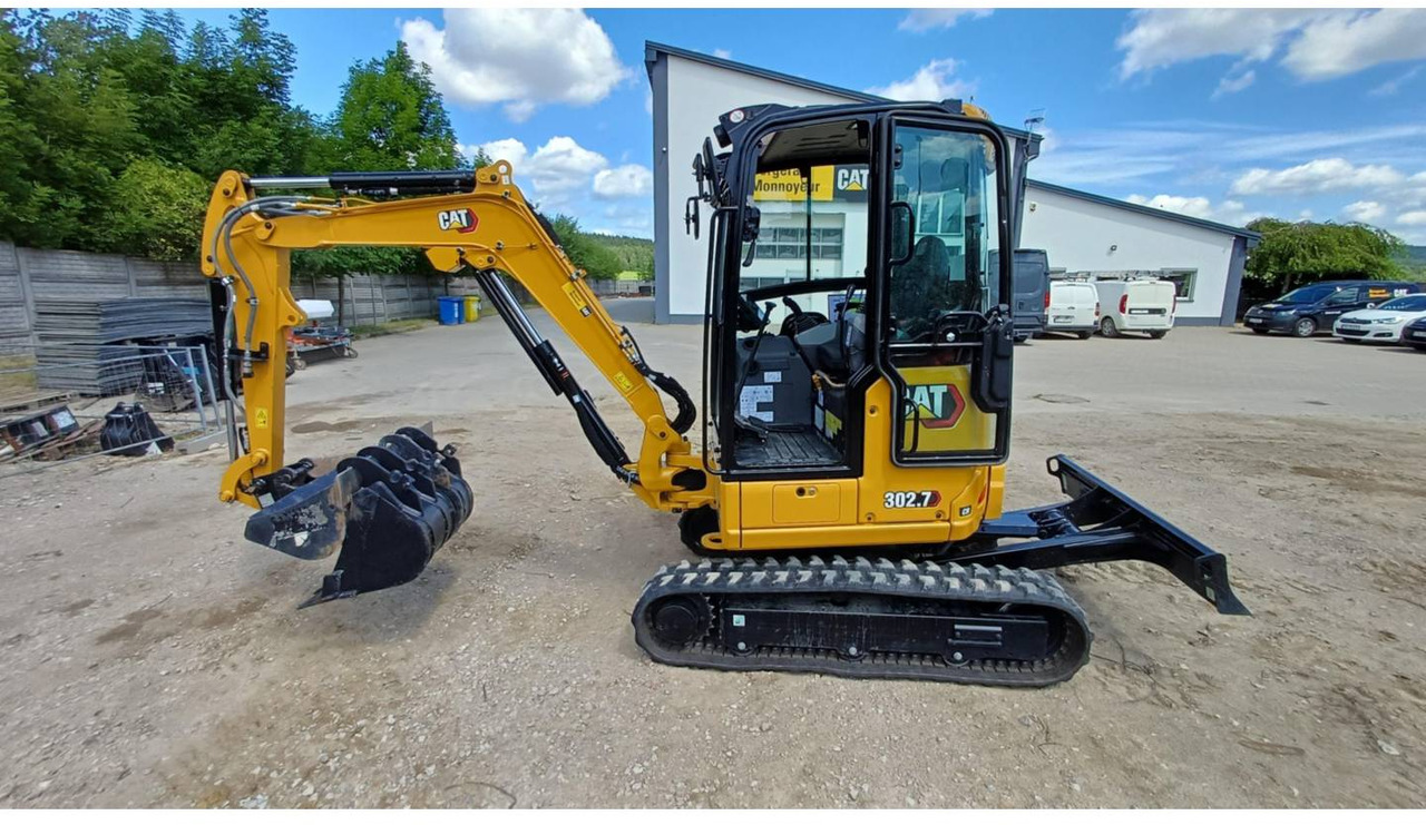 CAT 302.7CR - Crawler excavator: picture 2 CAT 302.7CR - Crawler excavator: picture 2