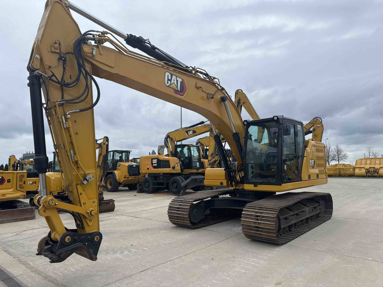 CAT 323 - Crawler excavator: picture 1 CAT 323 - Crawler excavator: picture 1
