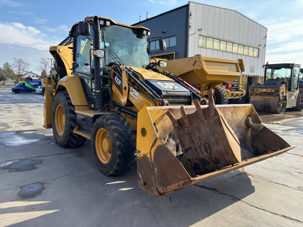CAT 432F2 - Backhoe loader: picture 2 CAT 432F2 - Backhoe loader: picture 2