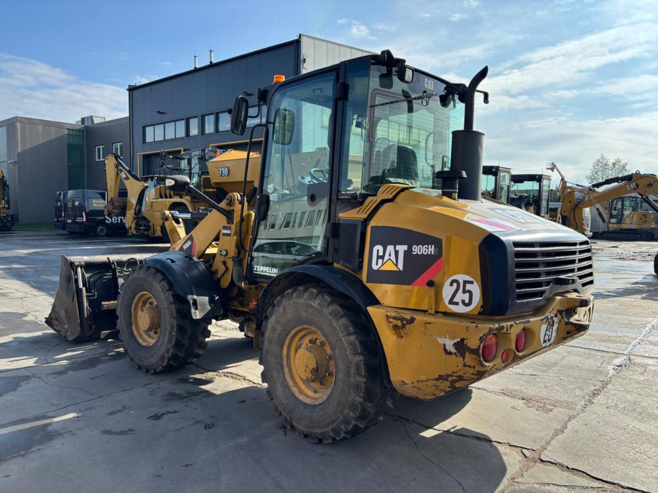 CAT 906H2 - Wheel loader: picture 4 CAT 906H2 - Wheel loader: picture 4