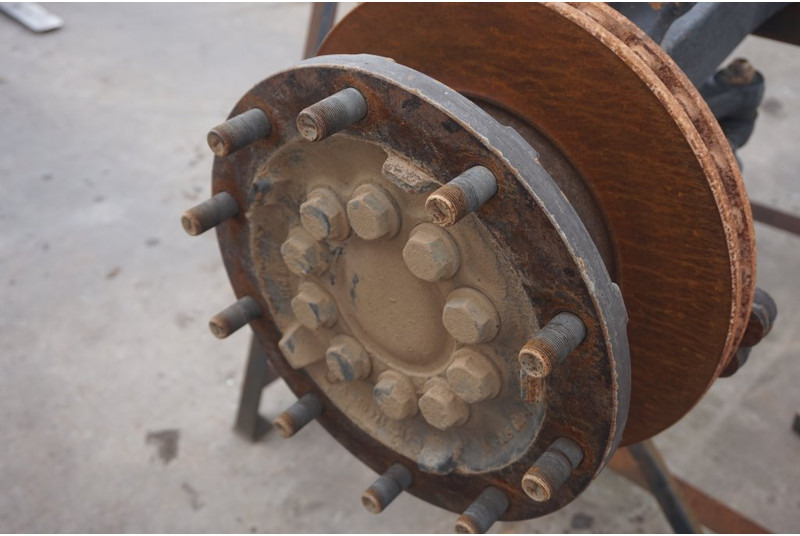 Mercedes-Benz F-8/C22.5 RECHT - Front axle for Truck: picture 3 Mercedes-Benz F-8/C22.5 RECHT - Front axle for Truck: picture 3