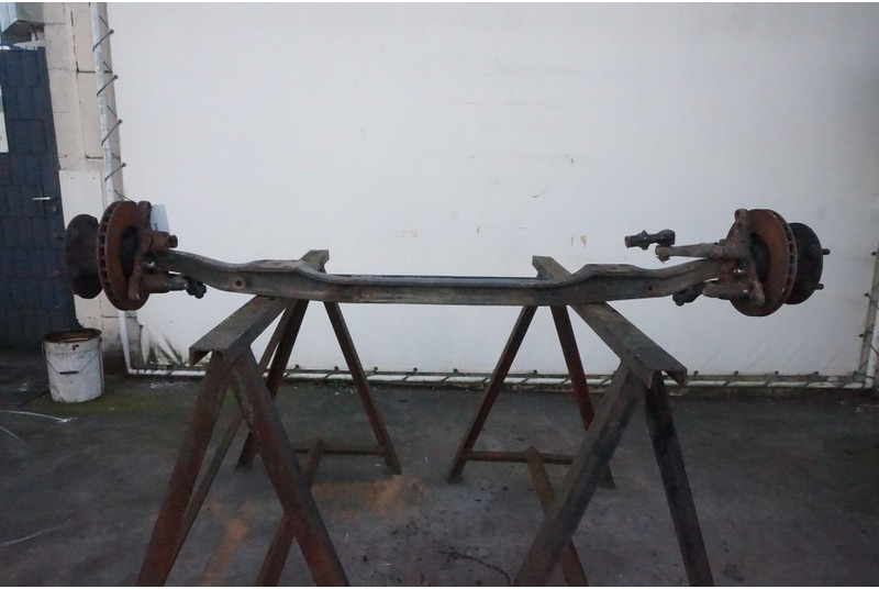 Mercedes-Benz VL1/12 C-2.5 - Front axle for Truck: picture 1 Mercedes-Benz VL1/12 C-2.5 - Front axle for Truck: picture 1