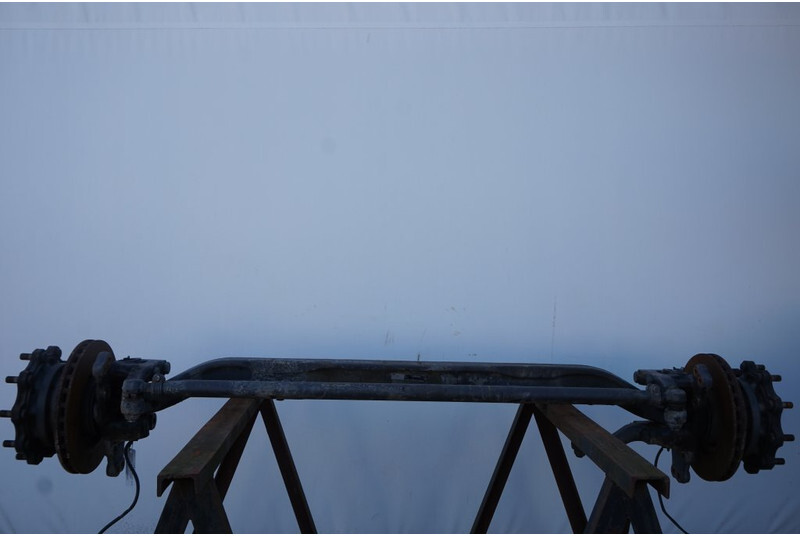 Mercedes-Benz VL4/53DC-7.5 - Front axle for Truck: picture 1 Mercedes-Benz VL4/53DC-7.5 - Front axle for Truck: picture 1