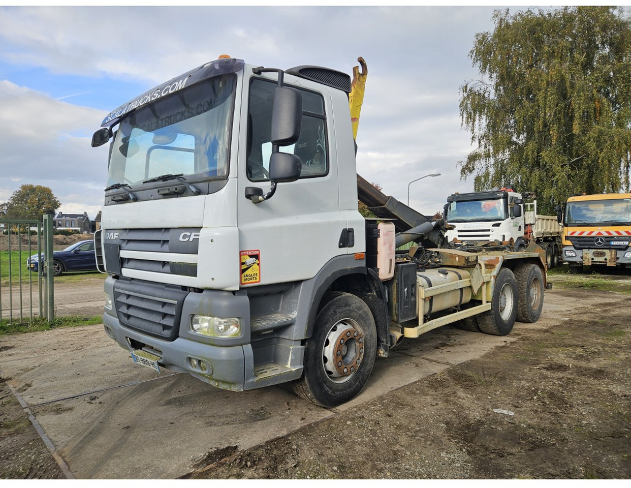 DAF CF85.460 6x4 hooklift full sping suspension Automatic gearbox 2011 - Hook lift truck: picture 1 DAF CF85.460 6x4 hooklift full sping suspension Automatic gearbox 2011 - Hook lift truck: picture 1